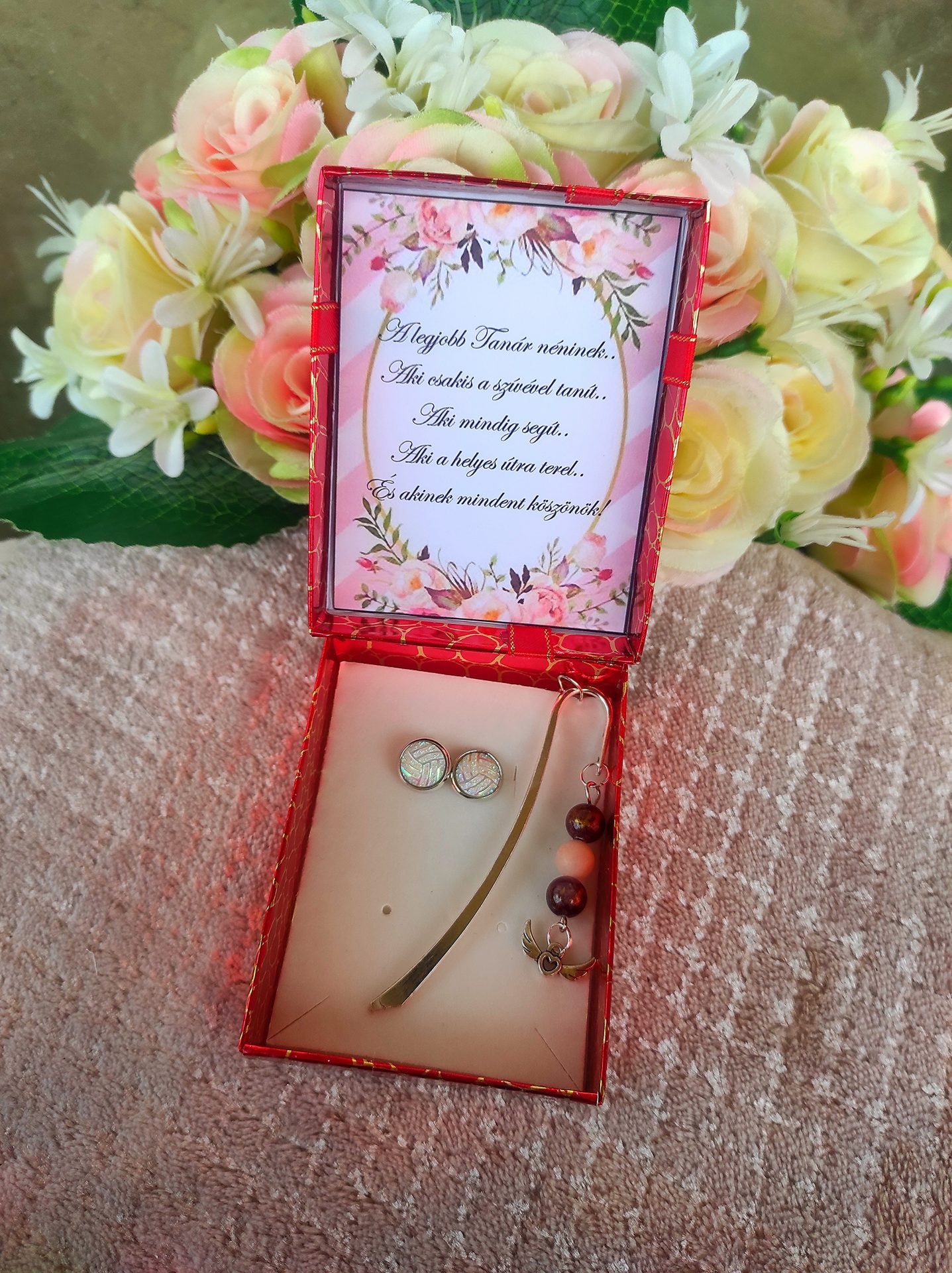 Ballagási könyvjelző + fülbevalóval